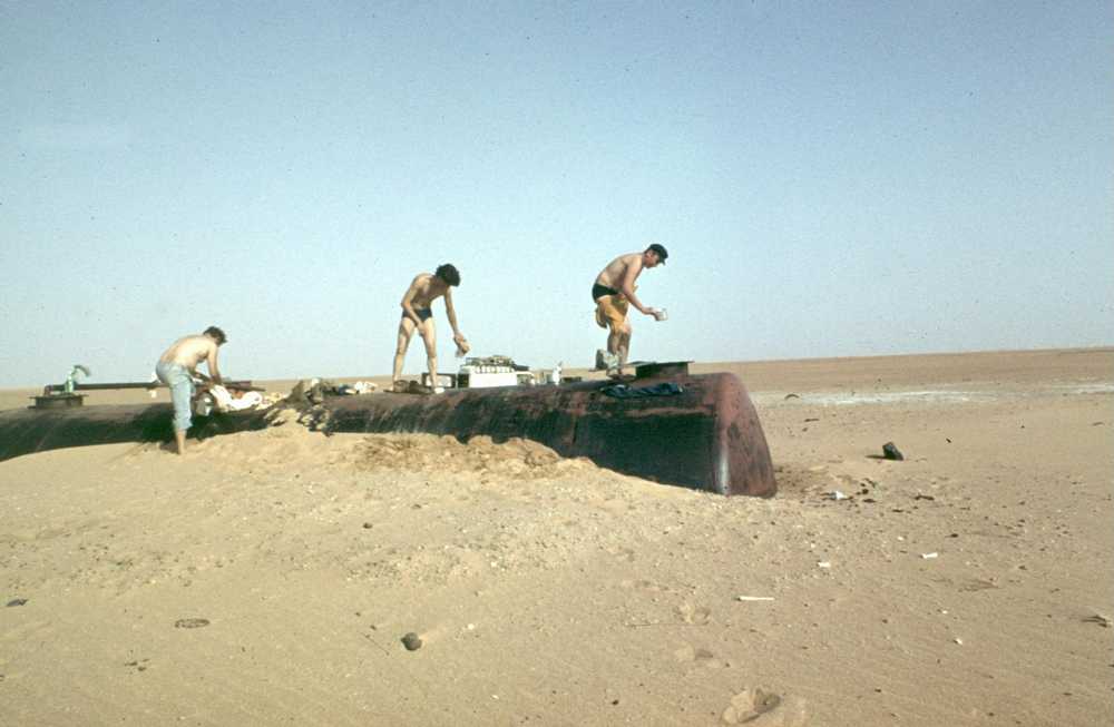 Ils Ont Voulu Me Caner Dans Le Desert